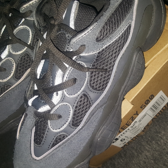 Yeezys 500